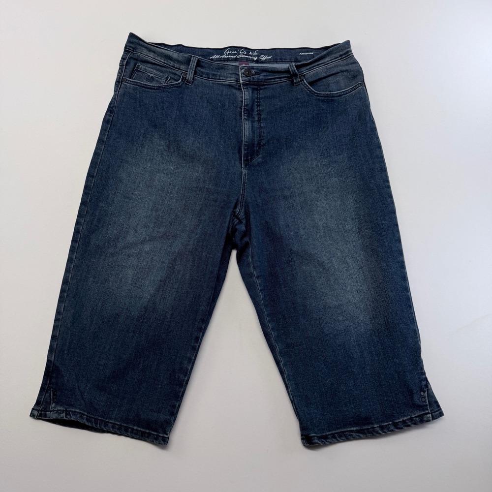 Gloria Vanderbilt Amanda Slimming Effect Denim Capris Dark Wash Blue Size 18